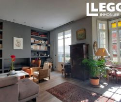 A louer APPARTEMENT DE PRESTIGE T4 96 M2 BORD DE MER NICE