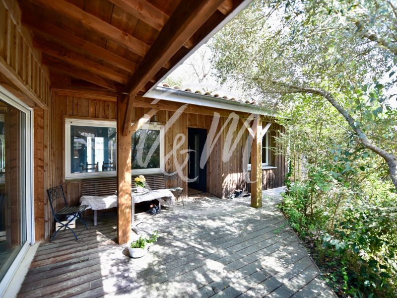 A vendre CHARMANTE VILLA EN BOIS 4 PIECES 124 M&sup2; Lanton