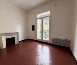 A louer APPARTEMENT T4 70 M2 TERRASSE  MARSEILLE 8EME