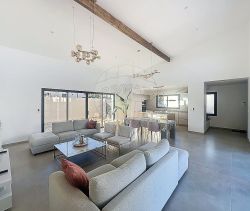 Casa contemporánea en alquiler en Nimes