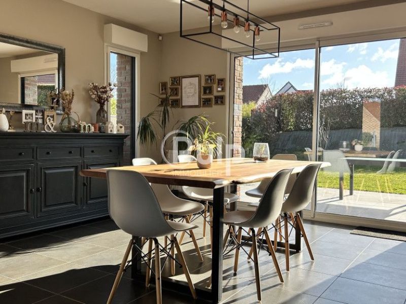 Contemporary house for sale in Duisans