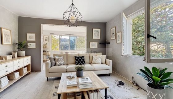 A vendre APPARTEMENT T3 64 M2 BORD DE MER SANARY SUR MER