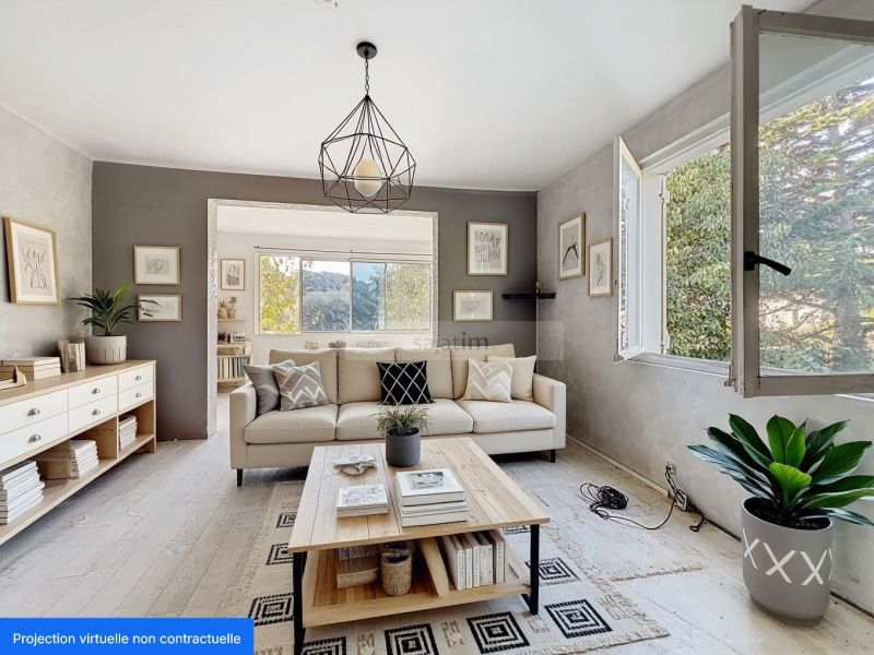 A vendre APPARTEMENT T3 64 M2 BORD DE MER SANARY SUR MER