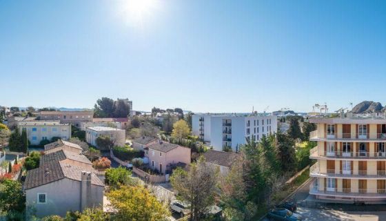 A vendre APPARTEMENT T4 88 M2 TERRASSE BORD DE MER LA CIOTAT