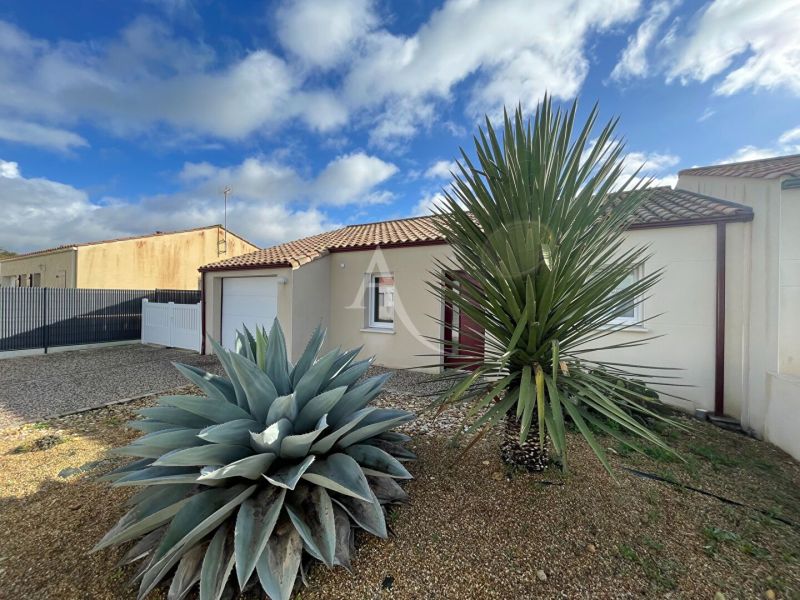 A vendre MAISON  4 PIECES 77 M2  LE BERNARD