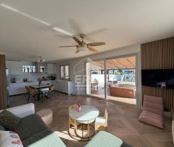 A louer APPARTEMENT DE PRESTIGE T5 170 M2 TERRASSE  LA COLLE SUR LOUP