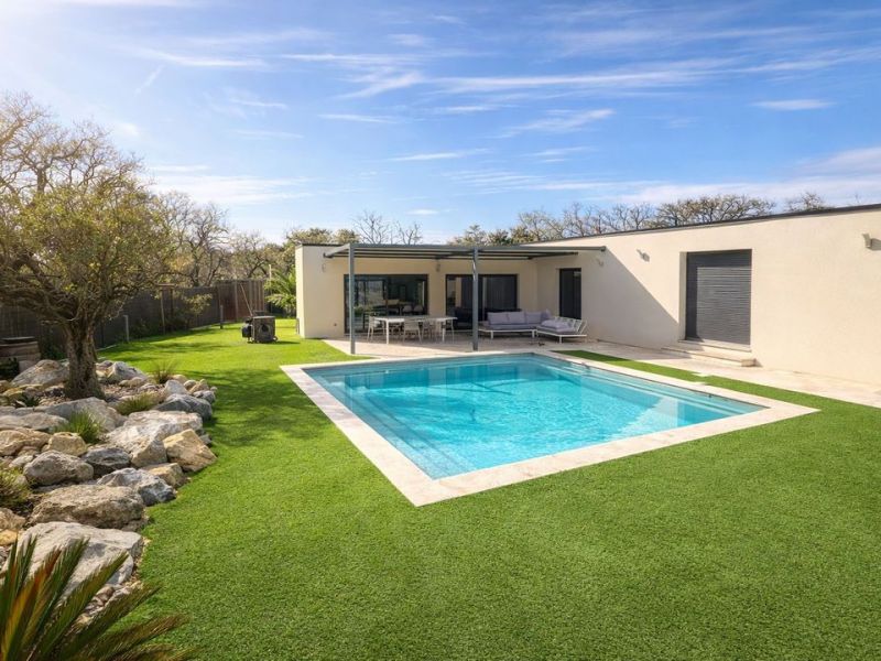 Casa contemporánea en alquiler en Rochefort du Gard