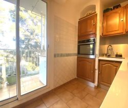 For rent: 4-room apartment, 69 m², Marseille 13th arrondissement