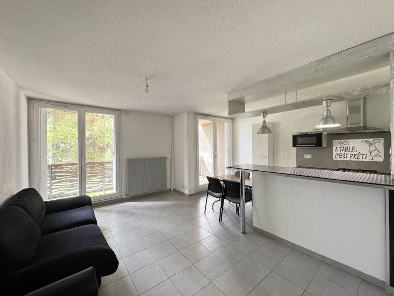 For rent: 1-bedroom apartment, 49 m², Marseille 13th arrondissement