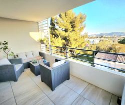 For rent: 2-bedroom apartment, 56 sq m, terrace, Marseille 13th arrondissement