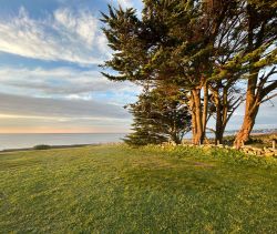 A vendre vaste maison typique 135 m&sup2; vue mer premIEre ligne Plouhinec 