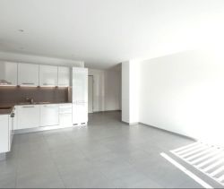 A louer APPARTEMENT T3 77 M2 TERRASSE  NIMES