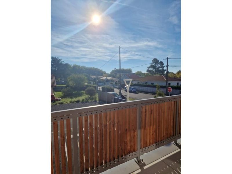 For rent: 2-bedroom apartment (60 sq m) with terrace by the sea in Biscarrosse