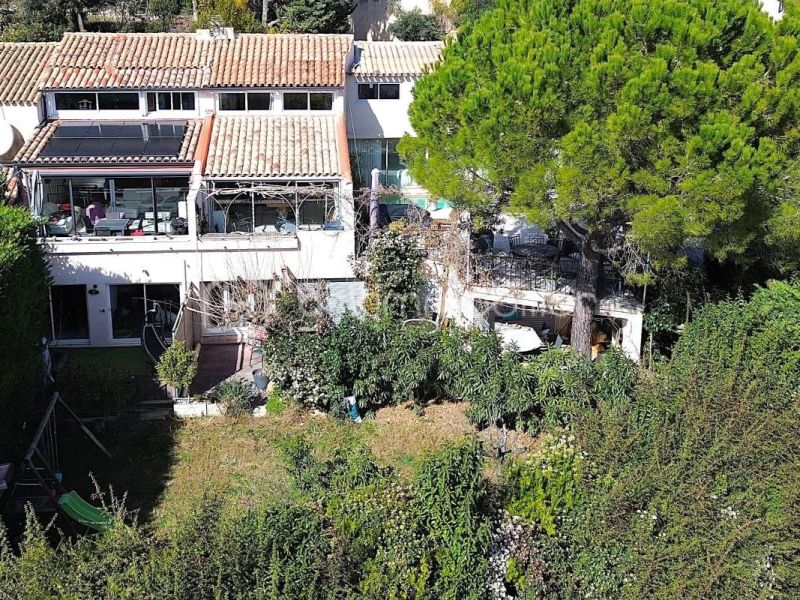 A louer MAISON  DE MAîTRE  VENELLES