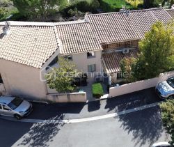 A louer MAISON  DE MAîTRE  VENELLES