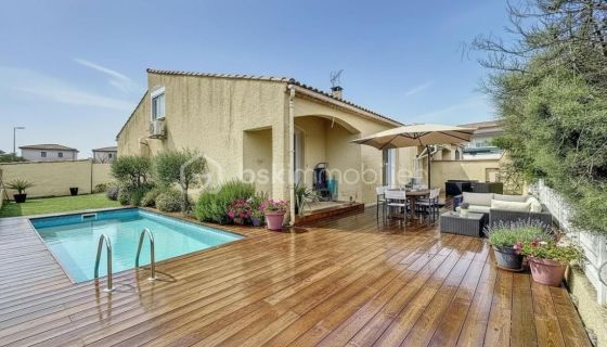 For sale: 4-room house, 110 m², seafront, Marseillan