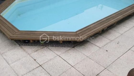 For sale: 4-room house, 95 m², Béziers