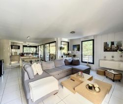 A louer APPARTEMENT T4 101 M2 TERRASSE  MONTPELLIER