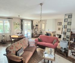 Se vende casa de 4 habitaciones, 92 m², junto al mar, Hyères