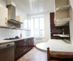 A louer APPARTEMENT T5 123 M2  CARCASSONNE