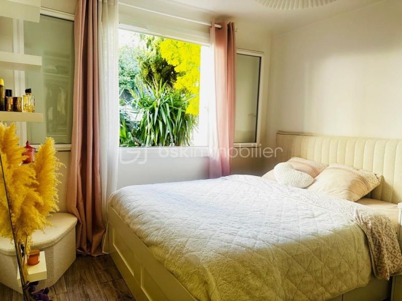 A louer APPARTEMENT T4 67 M2 BORD DE MER CANNES