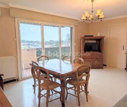 A louer APPARTEMENT T4 88 M2  NIMES