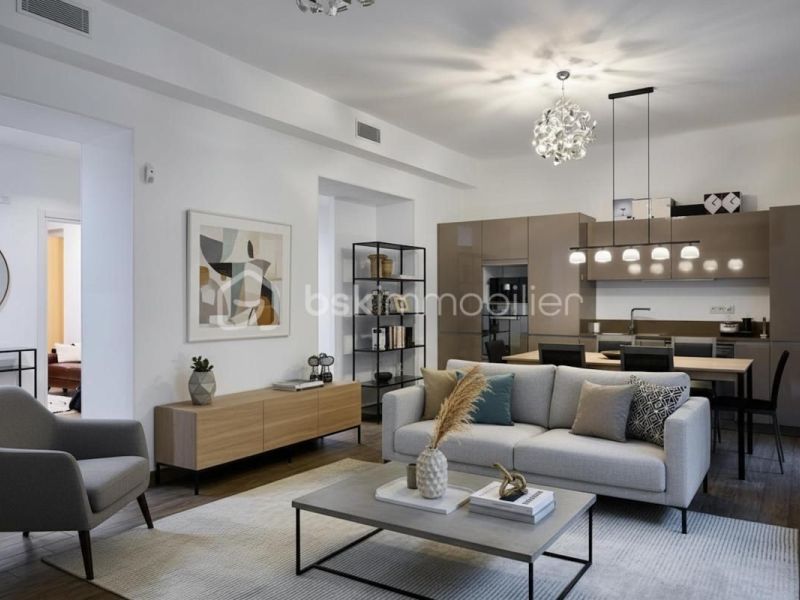 A louer APPARTEMENT DE PRESTIGE T6 175 M2 TERRASSE BORD DE MER NICE