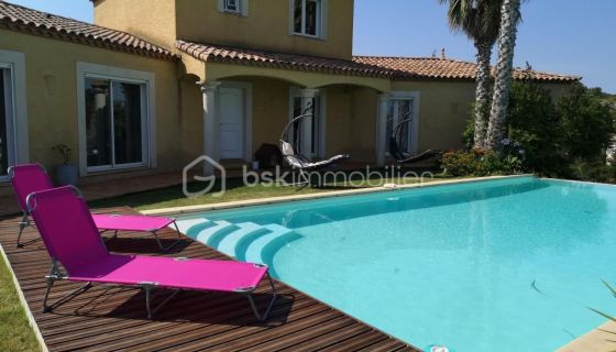 For sale: 9-room house, 202 m², seaside, Narbonne