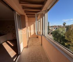 A louer APPARTEMENT DUPLEX T4 67 M2 BORD DE MER HYERES