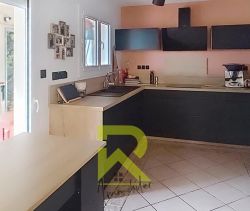 For sale: 5-room house, 106 m², Béziers