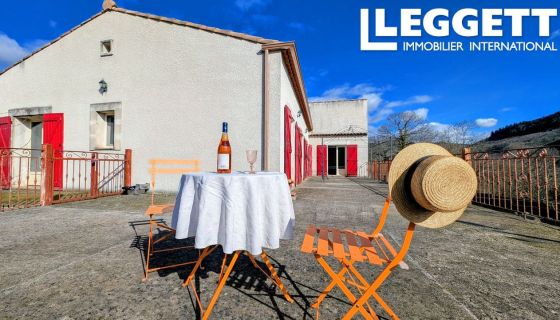 House for rent, 7 rooms, 153 m², Courniou