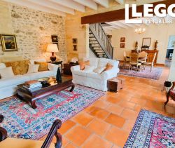 A vendre GîTE  SAINT CHRISTOPHE DE DOUBLE
