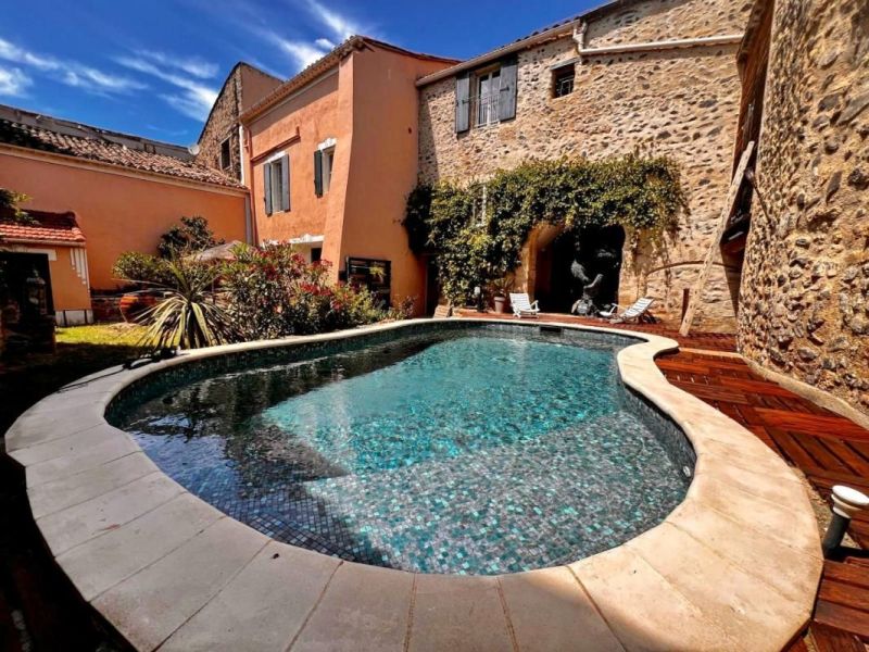 For rent: Master Caux's house