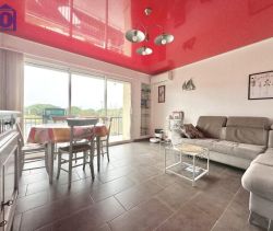 Se alquila: apartamento de 2 dormitorios (68 m²) con terraza, a poca distancia de la playa en Valras-Plage.