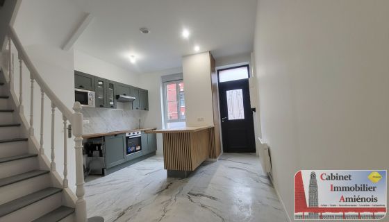 Contemporary house for rent in Amiens