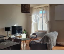 For rent: 2-bedroom apartment, 56 m², terrace, Cadolive