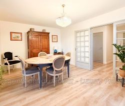 For rent: 2-bedroom apartment, 81 m², terrace, Gardanne