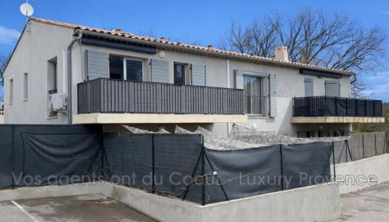 For rent: 2-bedroom apartment, 56 m², terrace, Fuveau