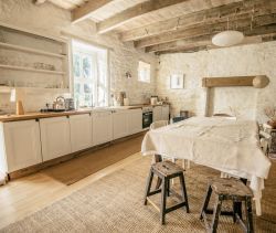 For sale: VERY BEAUTIFUL 8-ROOM LONGHOUSE, 230 M², POMMERIT LE VICOMTE