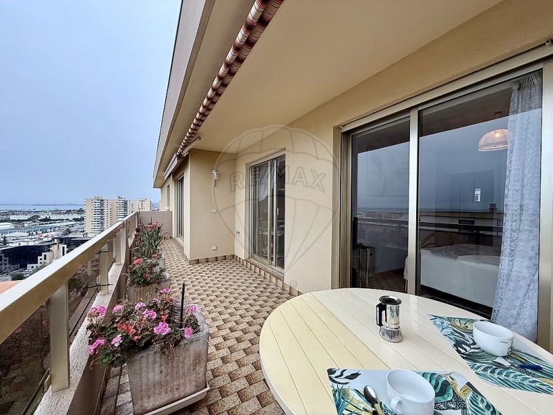 For rent: 2-bedroom apartment, 67 m², terrace, sea view, Nice