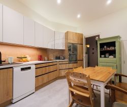 A louer APPARTEMENT T5 147 M2  NANTES