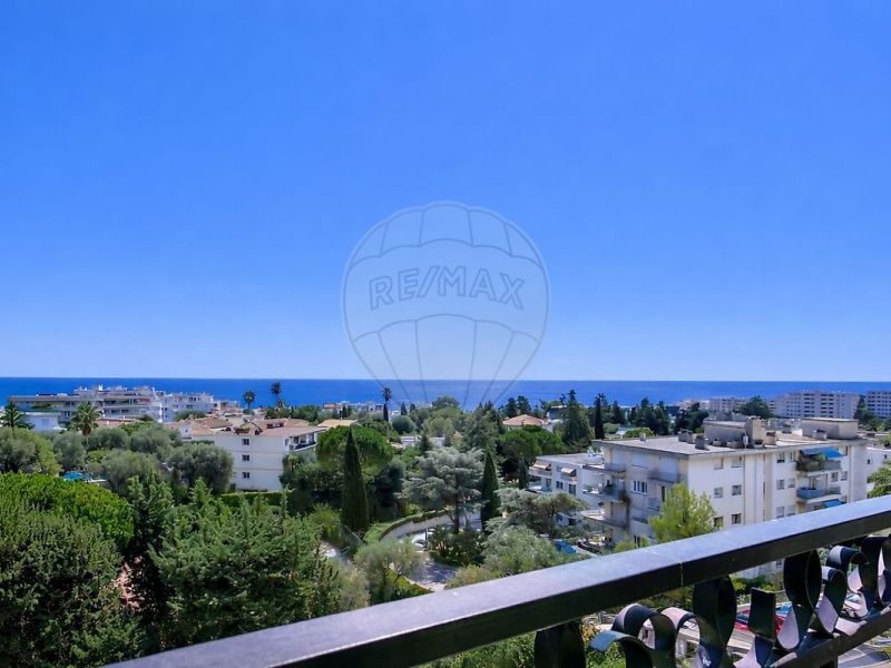 Apartamento de lujo de 3 dormitorios en alquiler, 110 m², con terraza, primera línea de playa, Niza