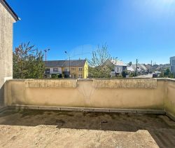 For rent: 2-room duplex apartment, 45 m², terrace, Nantes