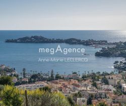 Se vende casa de 5 habitaciones, 167 m², vista al mar, Villefranche-sur-Mer