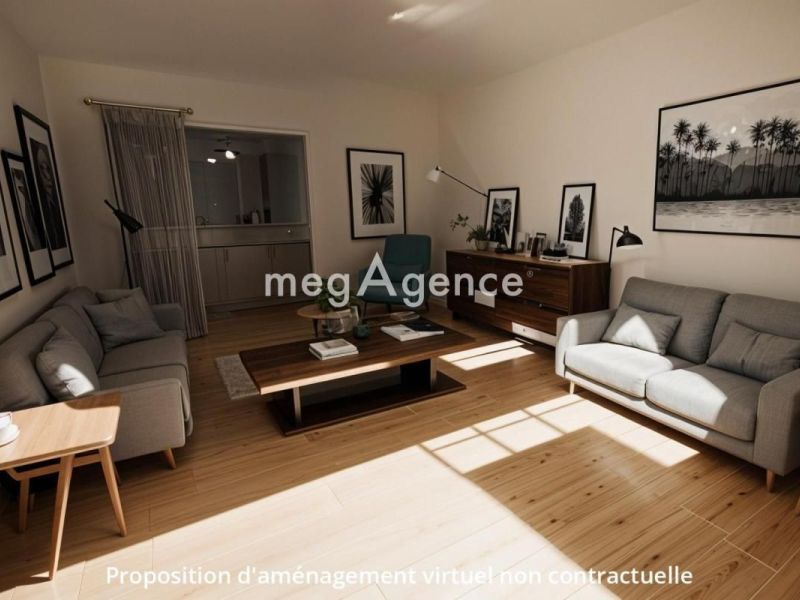 For rent: 2-bedroom apartment, 59 m², Toulon seafront