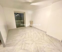 For rent: 2-bedroom apartment, 59 m², Toulon seafront