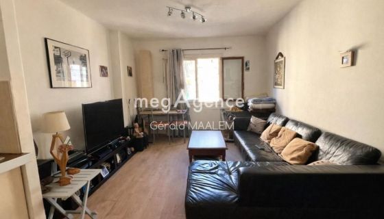 A louer APPARTEMENT T2 38 M2 BORD DE MER FREJUS