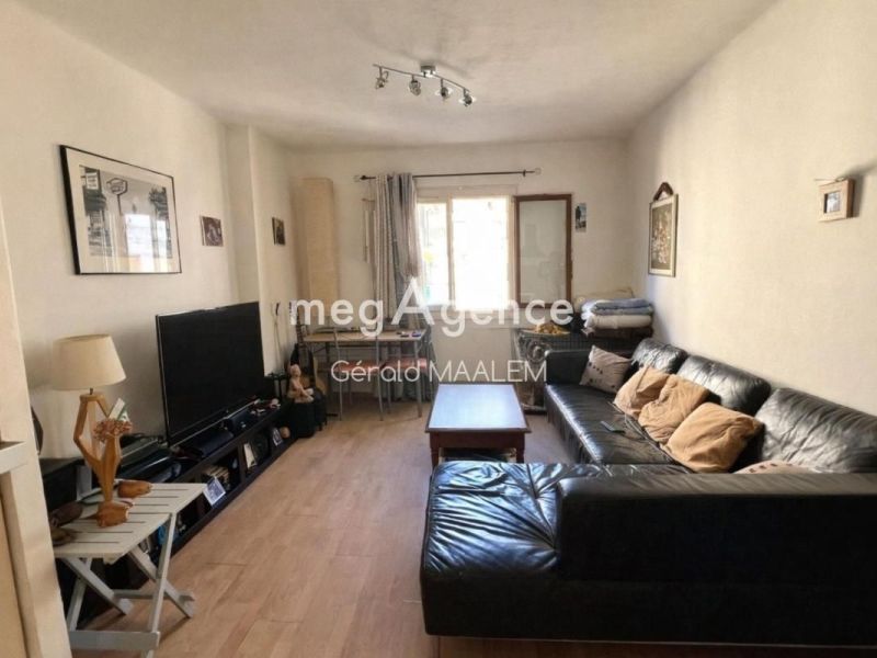 A louer APPARTEMENT T2 38 M2 BORD DE MER FREJUS