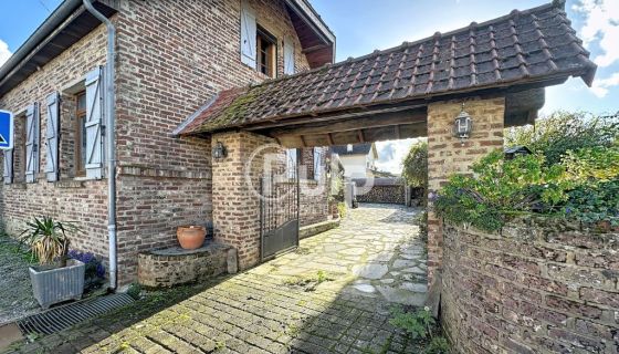 For rent: MASTER BRAILLY CORNEHOTTE'S HOUSE