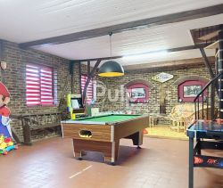 For rent: MASTER BRAILLY CORNEHOTTE'S HOUSE